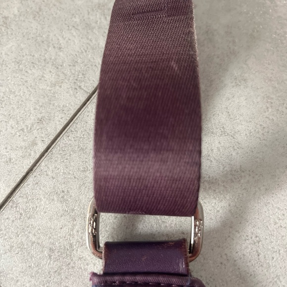 Longchamp
Balzane leather handbag
Purple, Leather - Picture 4 of 16